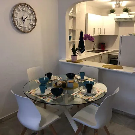 Apartamento Con Amplia Terraza Apartment *
